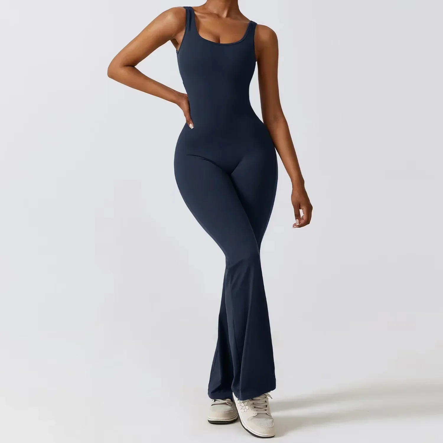 Flared™ Jumpsuit | Racerback-Design | Dehnbar und Elegant - Image 10